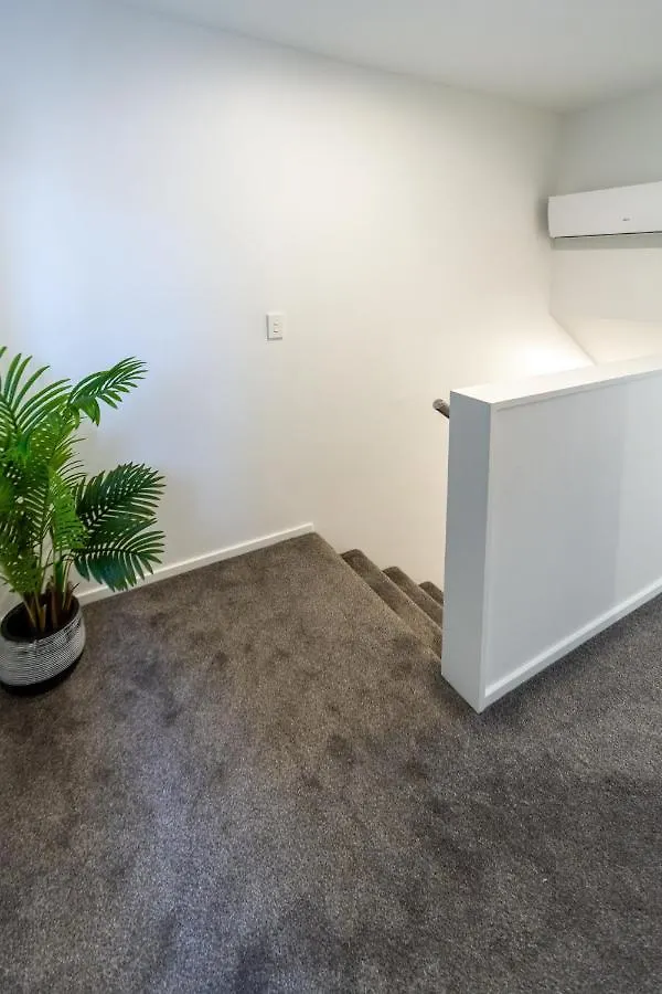 3 Bedroom 2 Bath Central City Κράισττσερτς 0*,  Νέα Ζηλανδία